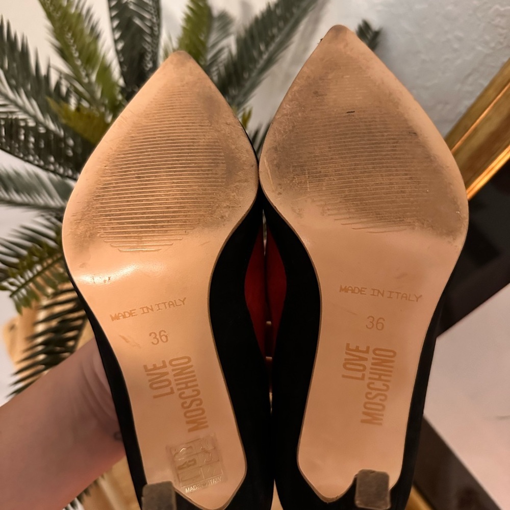 Love Moschino Red and Black Pointed Heels - Picture 4 of 4